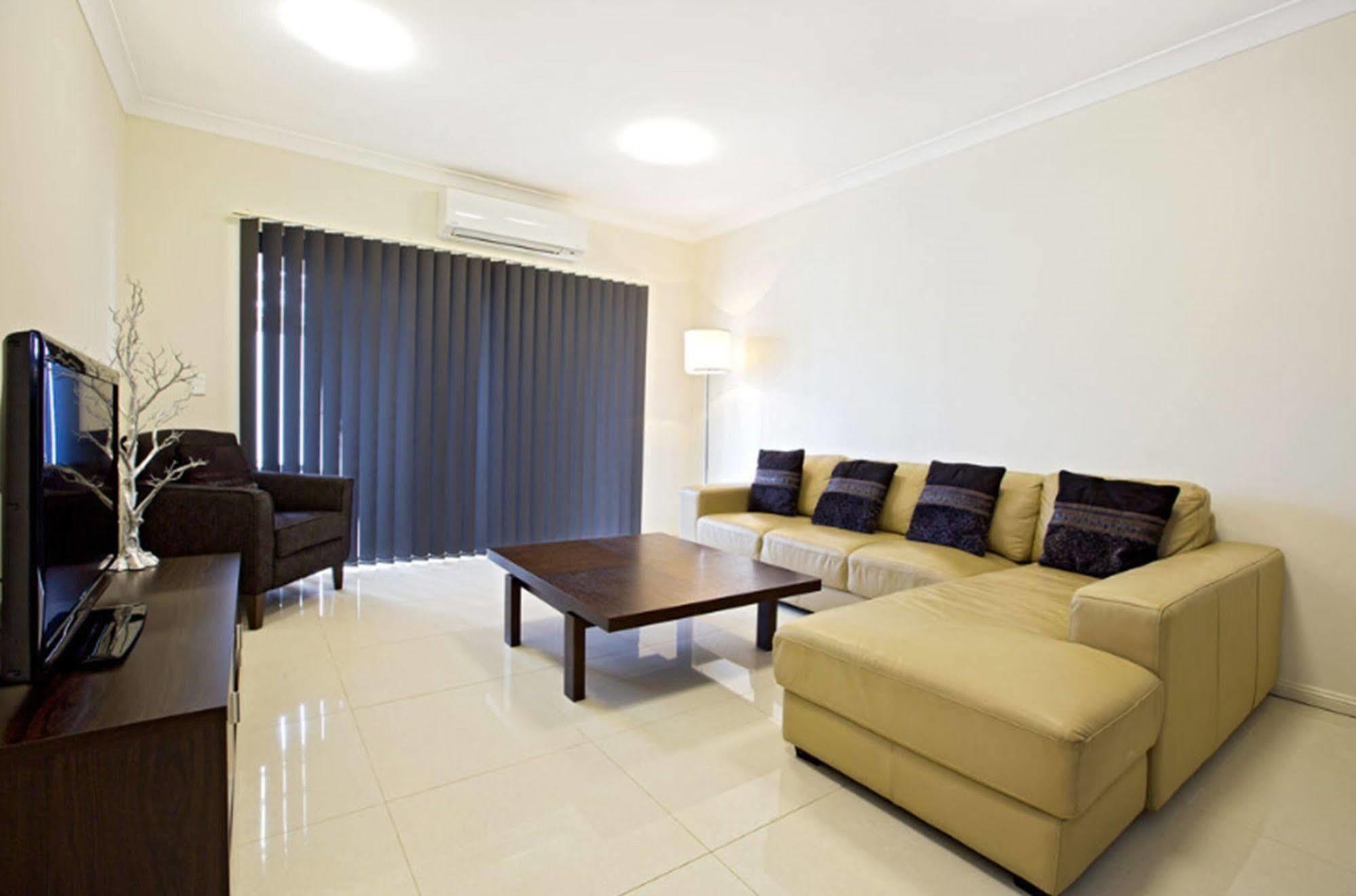 Astina Serviced Apartments - Central Penrith Eksteriør billede